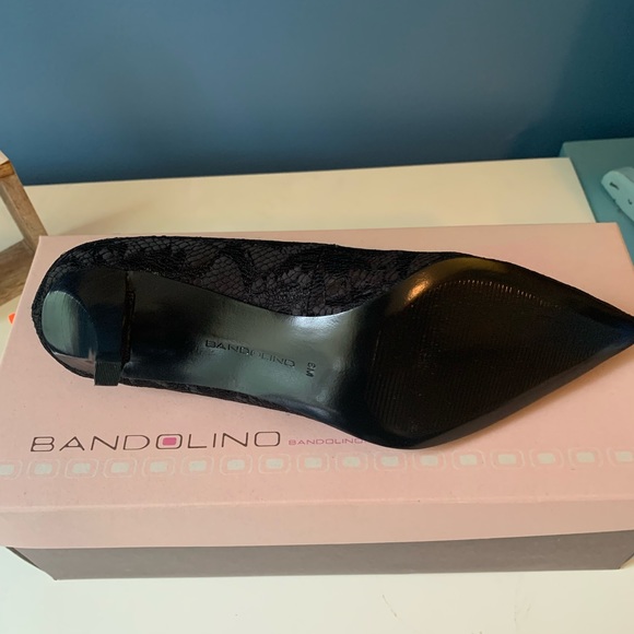 Bandilino Black Pumps - Picture 3 of 4